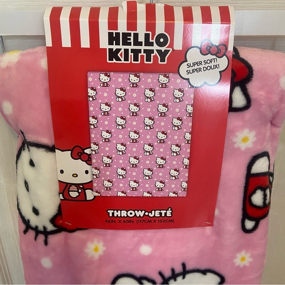 Pink Hello Kitty Blanket - NEW - Picture 7 of 7